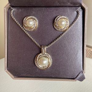Silver and Gold Tone Pearl Earring and Necklace Set
